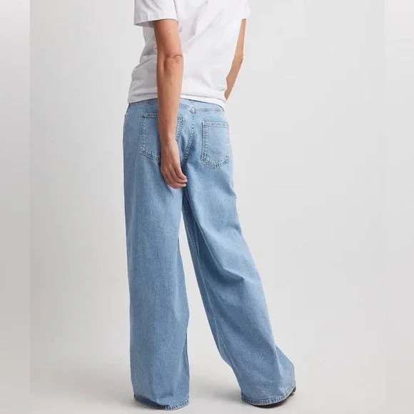 NA-KD Cotton Wide Low Waist Light Blue Jeans size US- 10(L), EU-40 - Picture 3 of 10